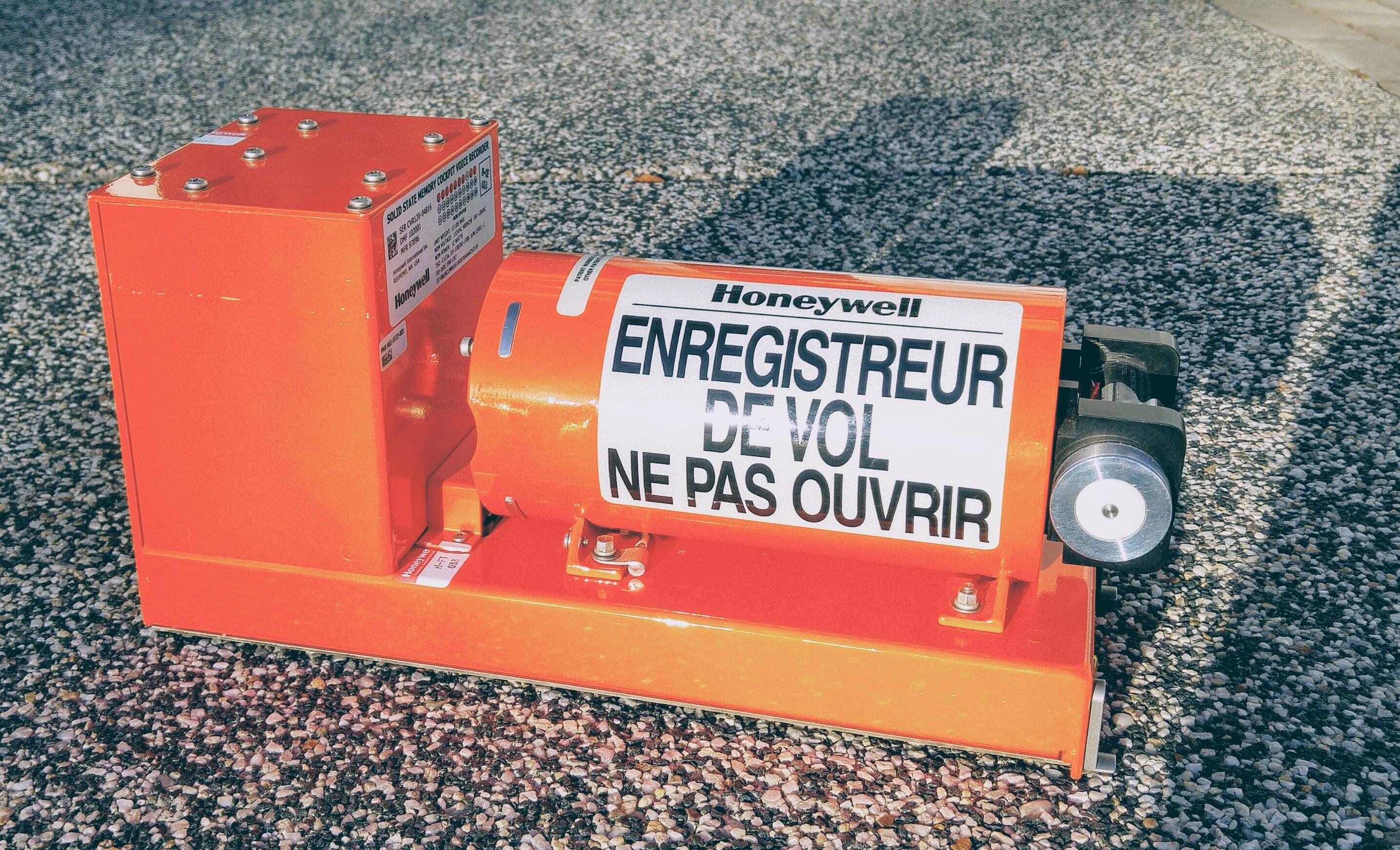 Flight data recorder analysis